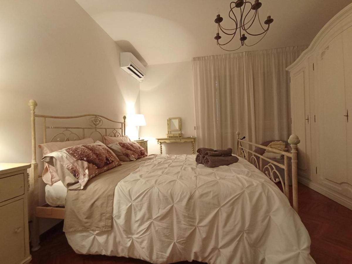 La Principessa Nera B&B Ostra Extérieur photo